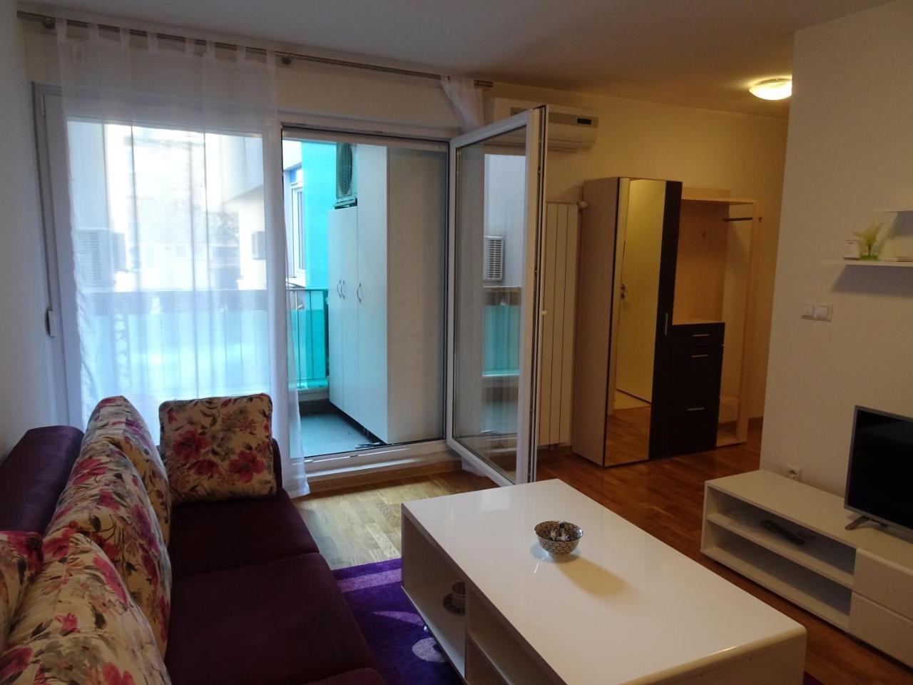 סראייבו Quiet Apartment In City Center, Free Private Parking מראה חיצוני תמונה