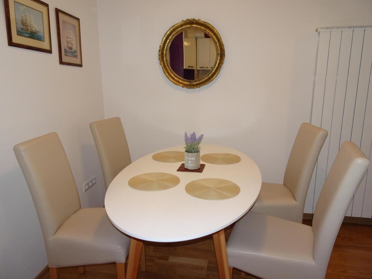 סראייבו Quiet Apartment In City Center, Free Private Parking מראה חיצוני תמונה